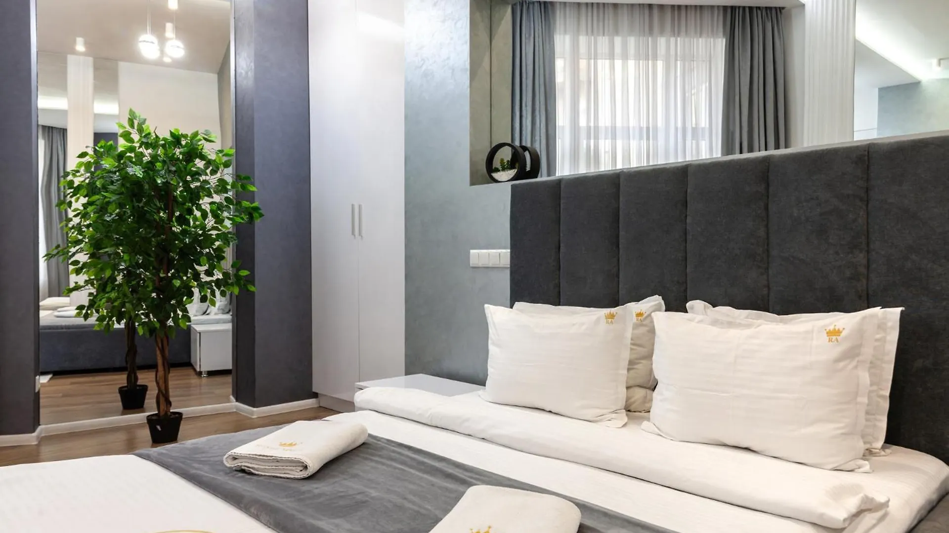 Royal Apartment On Franka 28 Lviv
